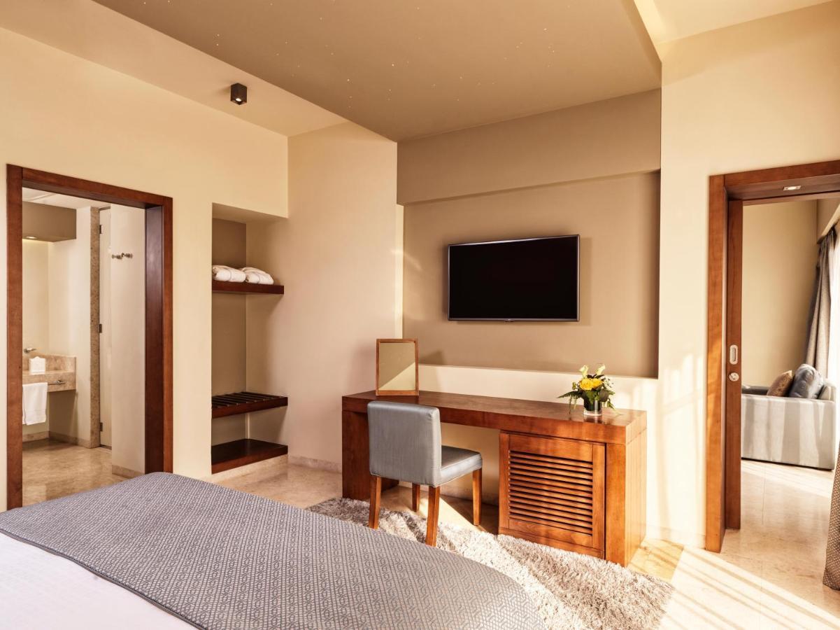 法纳尔酒店及公寓 塞拉莱 外观 照片 A room at the hotel