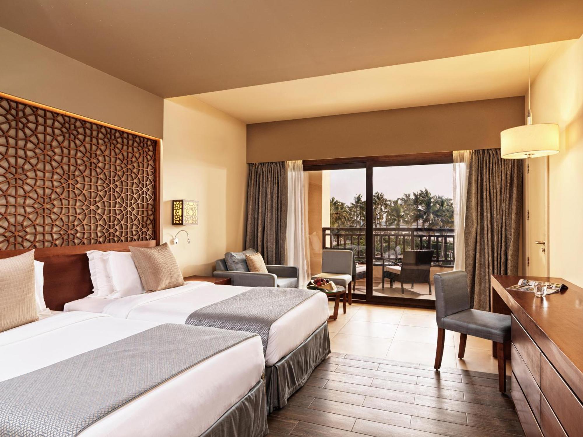 法纳尔酒店及公寓 塞拉莱 外观 照片 A room at the hotel